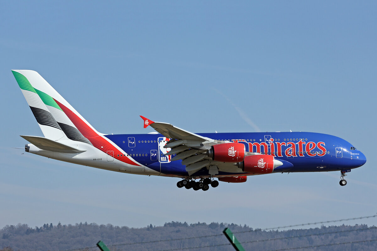 Emirates Airlines, A6-EOD, Airbus A380-861, msn: 168,  Official Airline Partner of the NBA , 04.März 2025, ZRH Zürich, Switzerland.