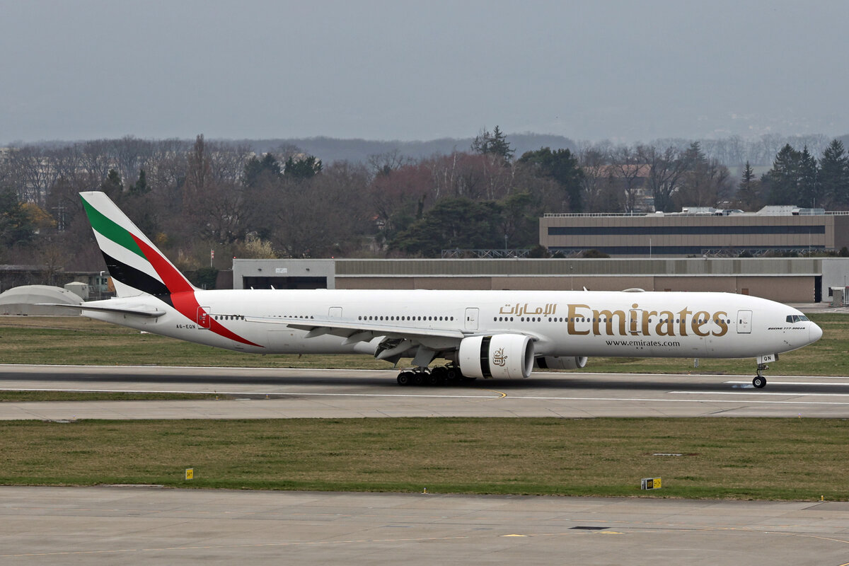 Emirates Airlines, A6-EQN, Boeing B777-31HER, msn: 42362/1564, 09.März 2024, GVA Genève, Switzerland.