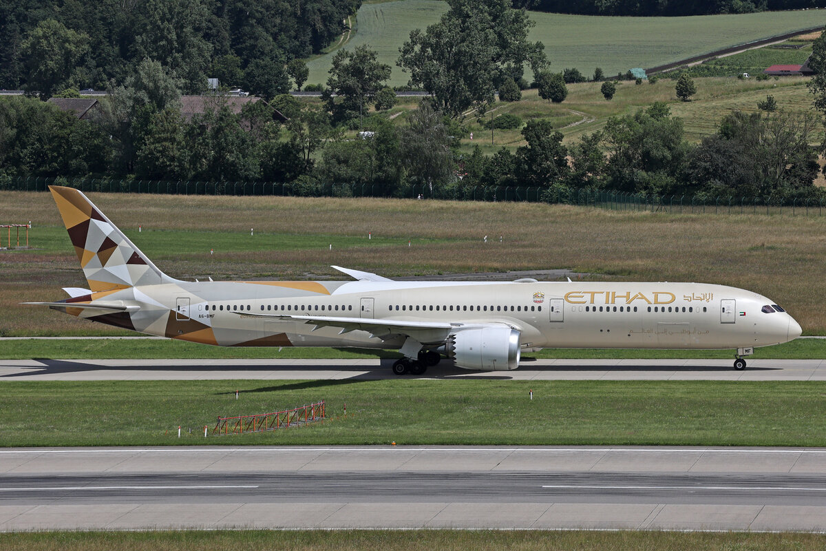 Etihad Airways, A6-BMF, Boeing B787-10, msn: 60761/842, 16.Juni 2024, ZRH Zürich, Switzerland.