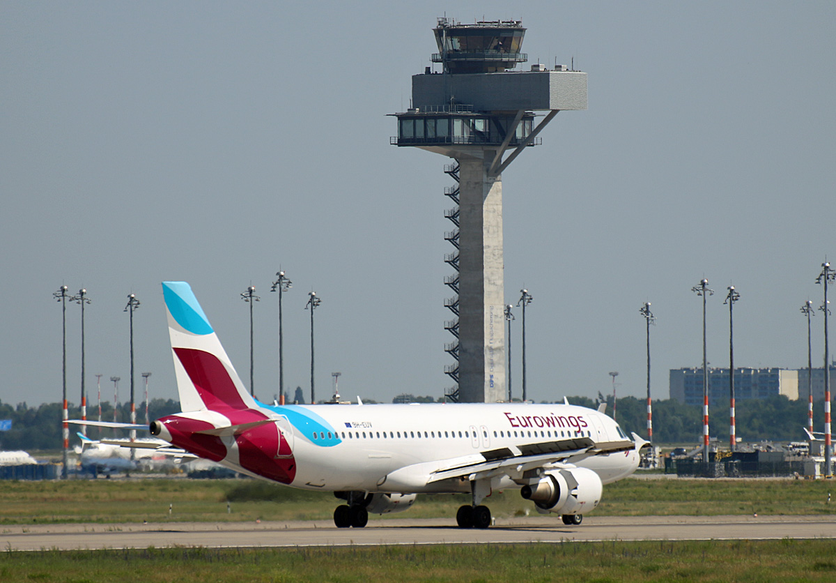 Eurowings Europe Malta, Airbus A 320-214, 9H-EUV, BER, 26.06.2024