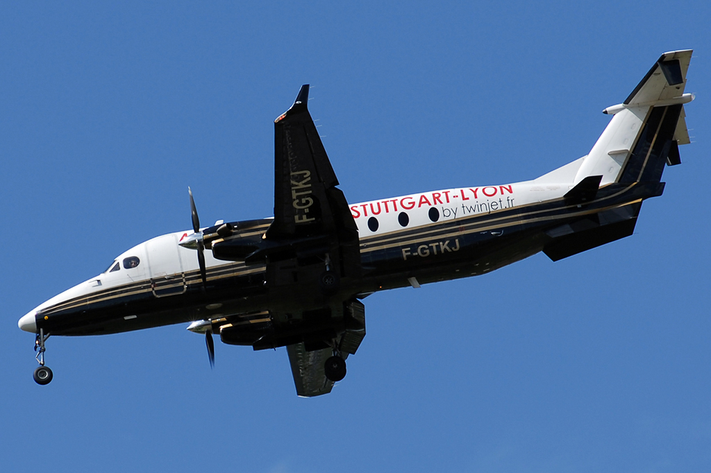 F-GTKJ Beech 1900D 07.05.2015