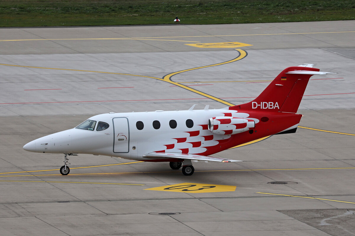 Fly Away GmbH, D-IDBA, Raytheon 390 Premier IA, msn: RB-164, 14.Oktober 2024, NUE Nürnberg, Germany.