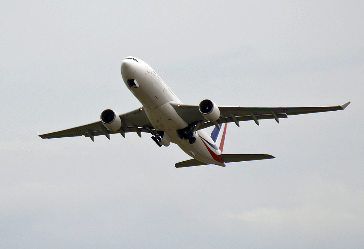 France Air Force (Republique Francaise), Airbus A 330-223, 240, BER, 27.05.2024