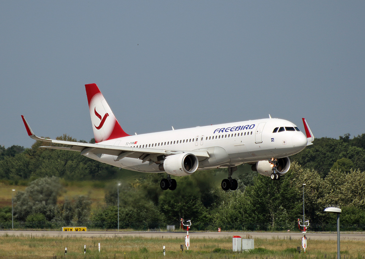 Freebird, Airbus A 320-214, TC-FHN, BER, 26.06.2024