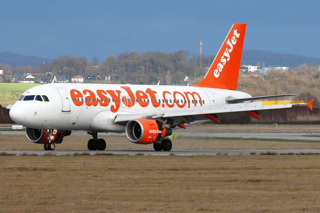 G-EZAL Airbus A319-111 22.12.2018