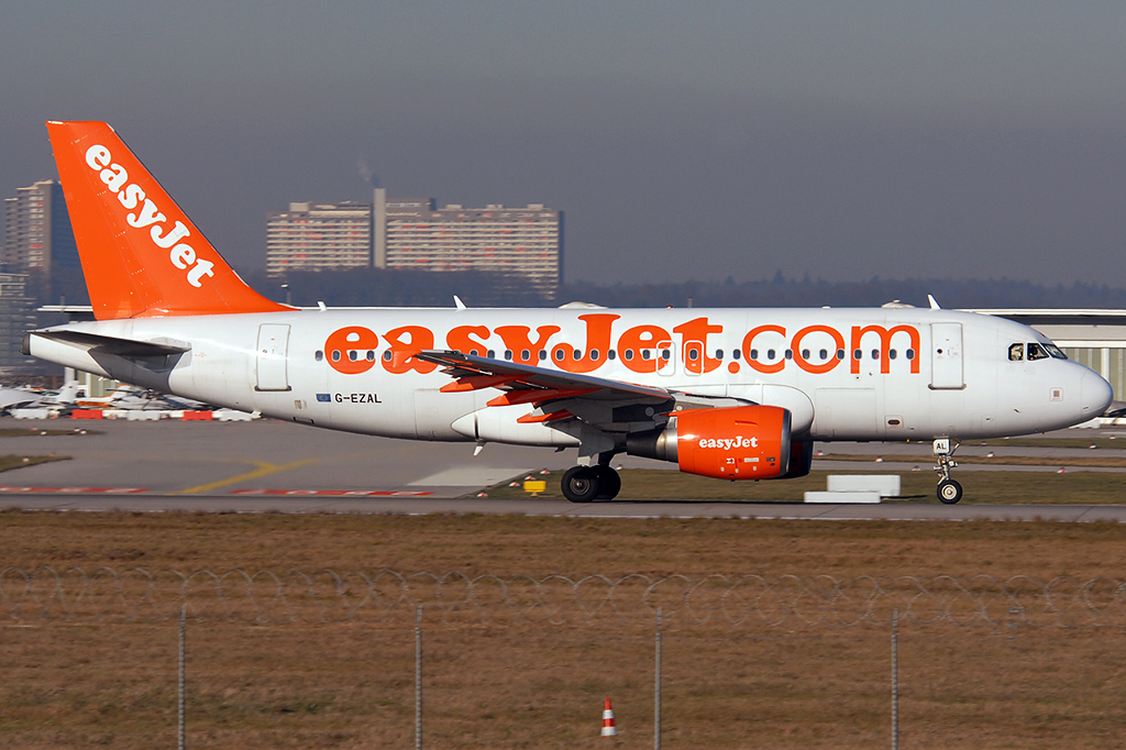 G-EZAL Airbus A319-111 28.12.2018