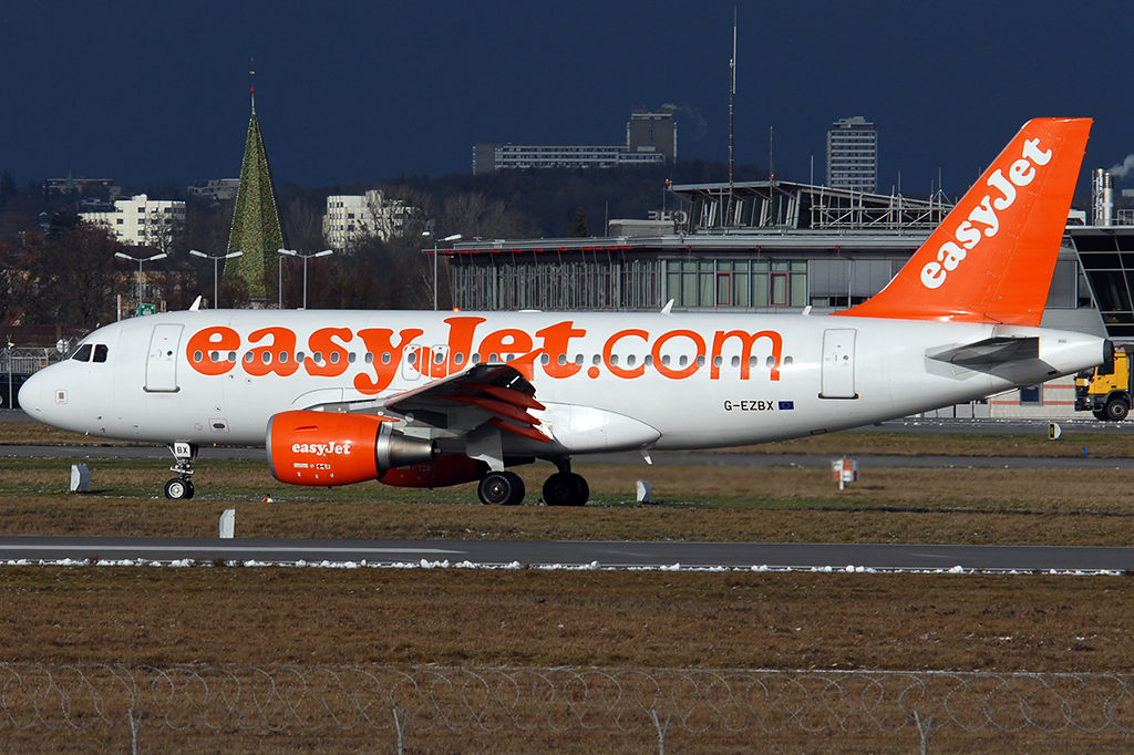 G-EZBX Airbus A319-111 09.01.2019