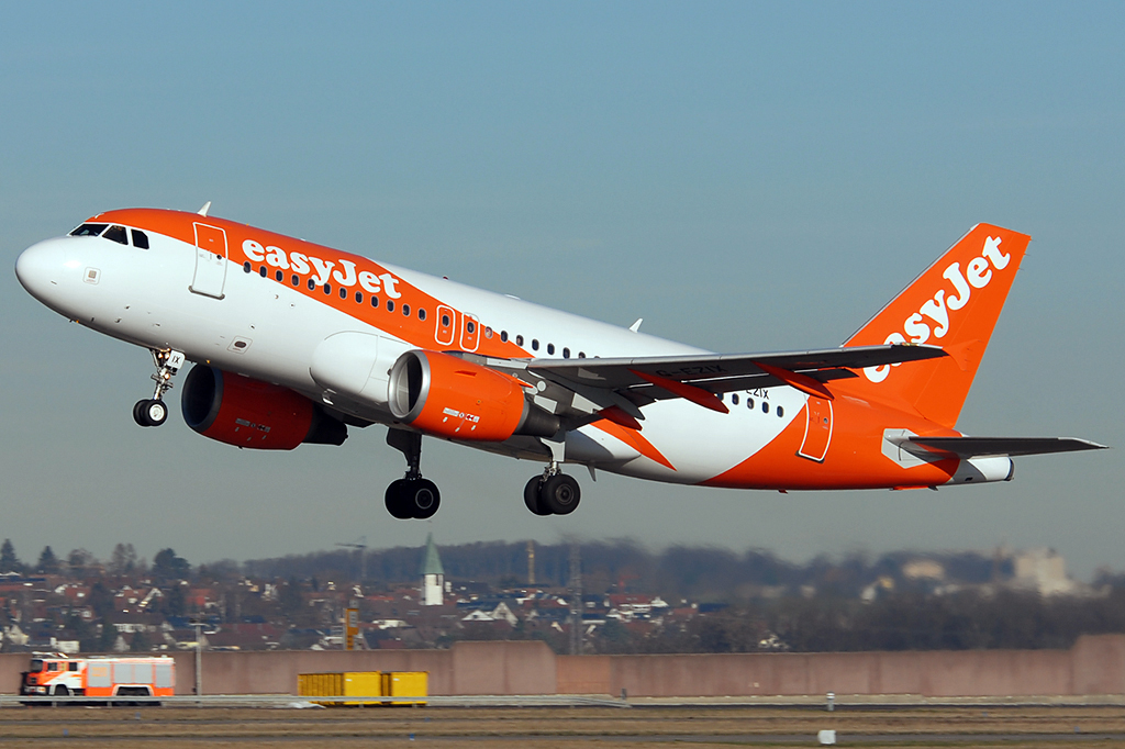 G-EZIX  Airbus A319-111 18.12.2018