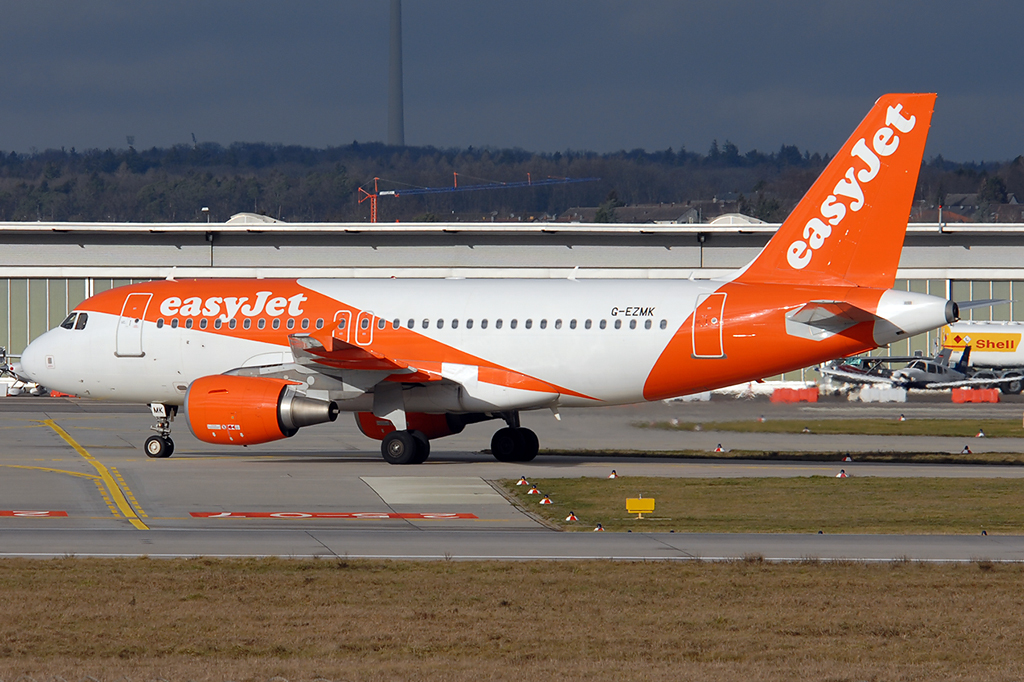 G-EZMK Airbus A319-111 08.01.2019