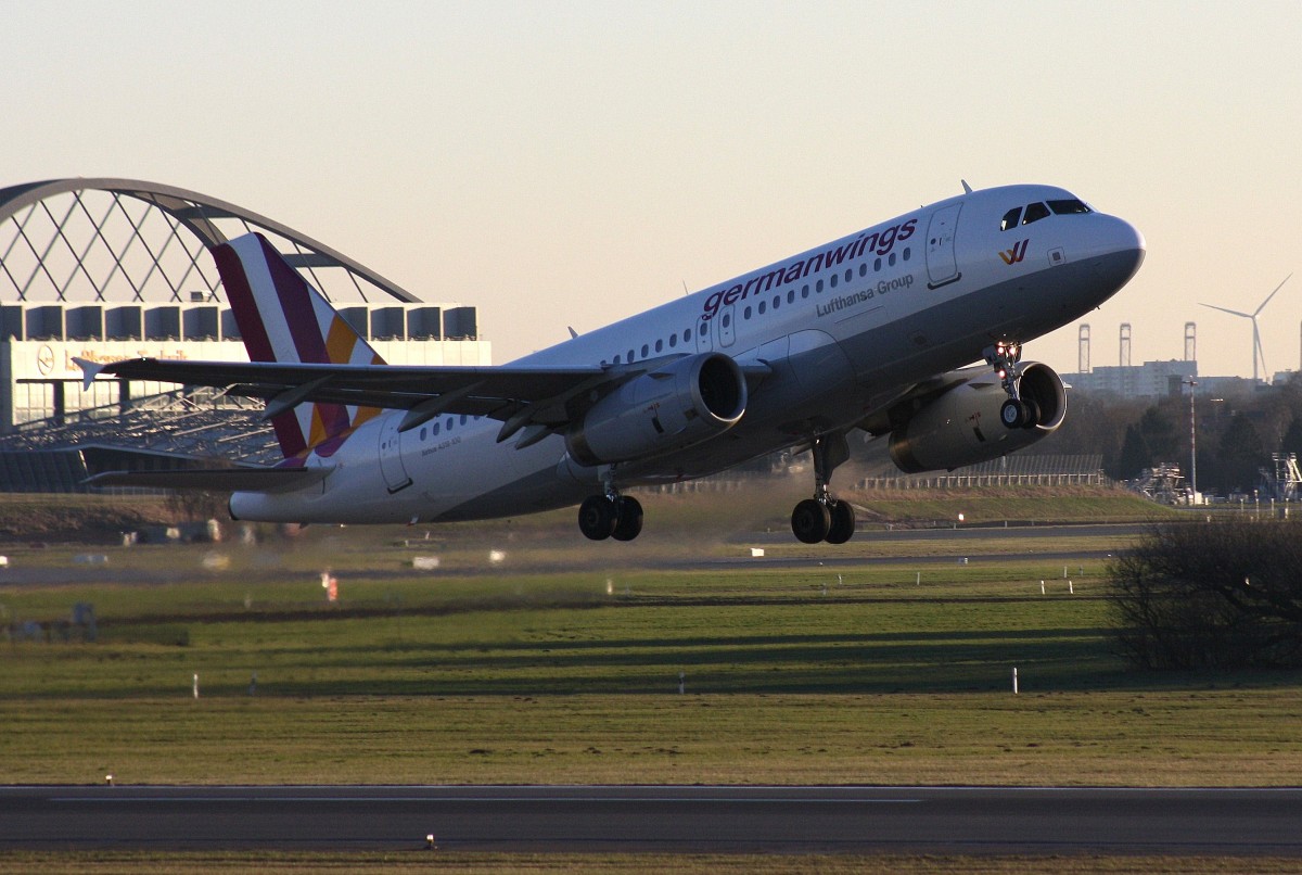 Germanwings,D-AGWJ,(c/n3375),Airbus A319-132,11.03.2014,HAM-EDDH,Hamburg,Germany