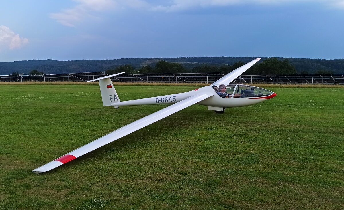 Glaser-Dirks DG 200, D-6645, Flugplatz Coburg-Steinrücken (EDQY), 20.7.2024