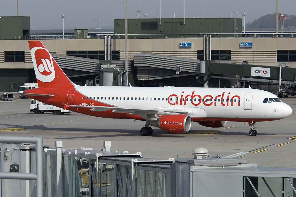 HB-JOZ Airbus A320-214 17.03.2012