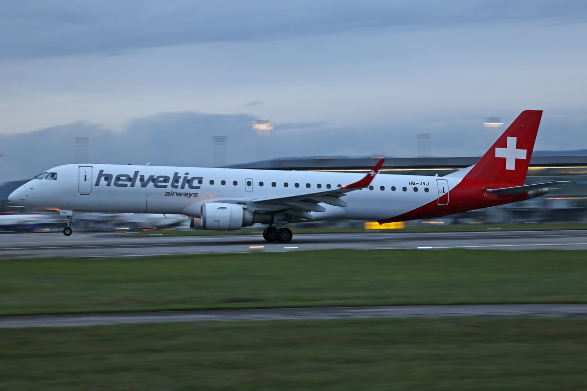 Helvetic Airways, HB-JVJ, Embraer ERJ-195LR, msn: 19000386, 14.September 2024, ZRH Zürich, Switzerland.