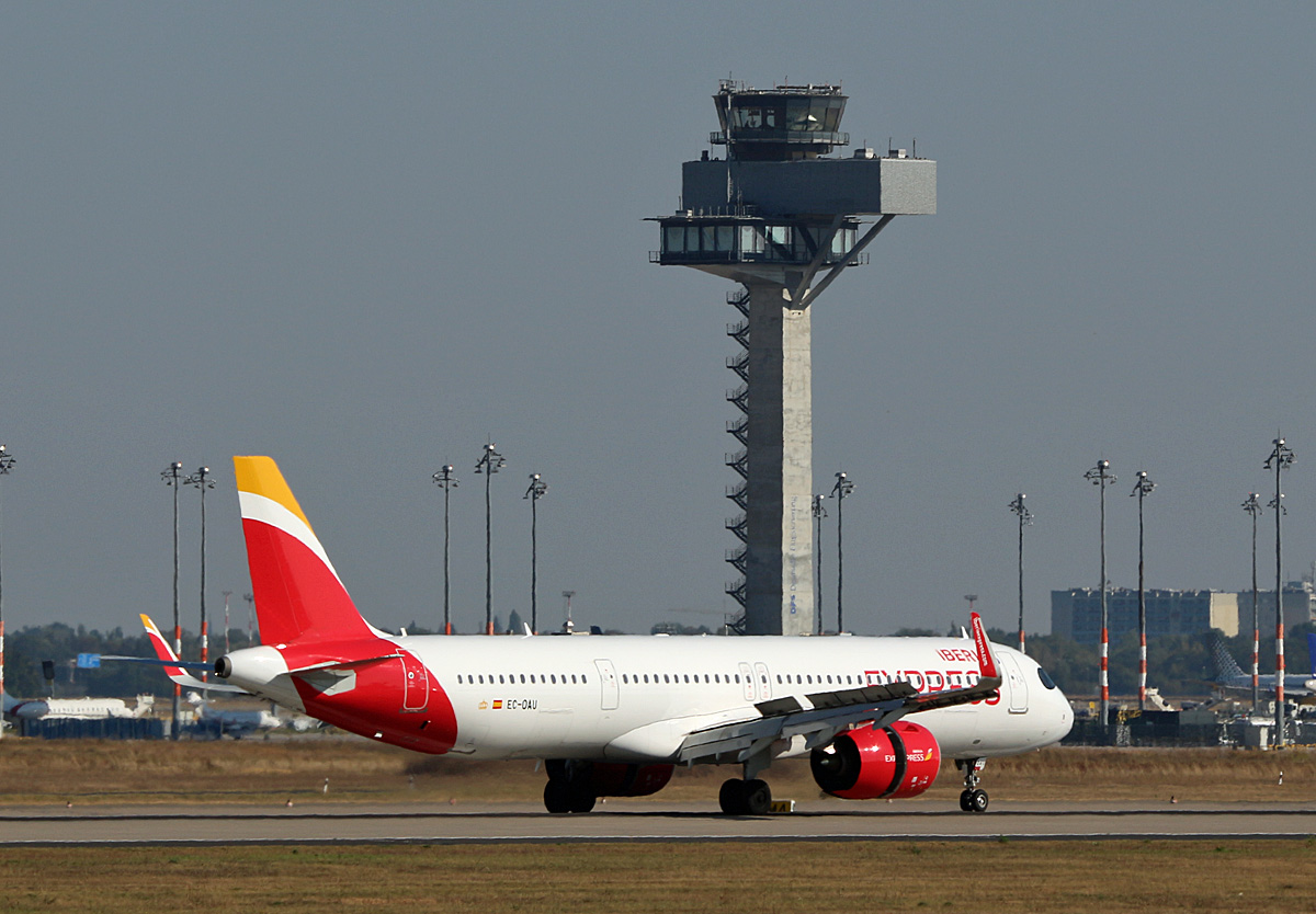 Iberia Express, Airbus A 320-271NX, EC-OAU, BER, 08.09.2024