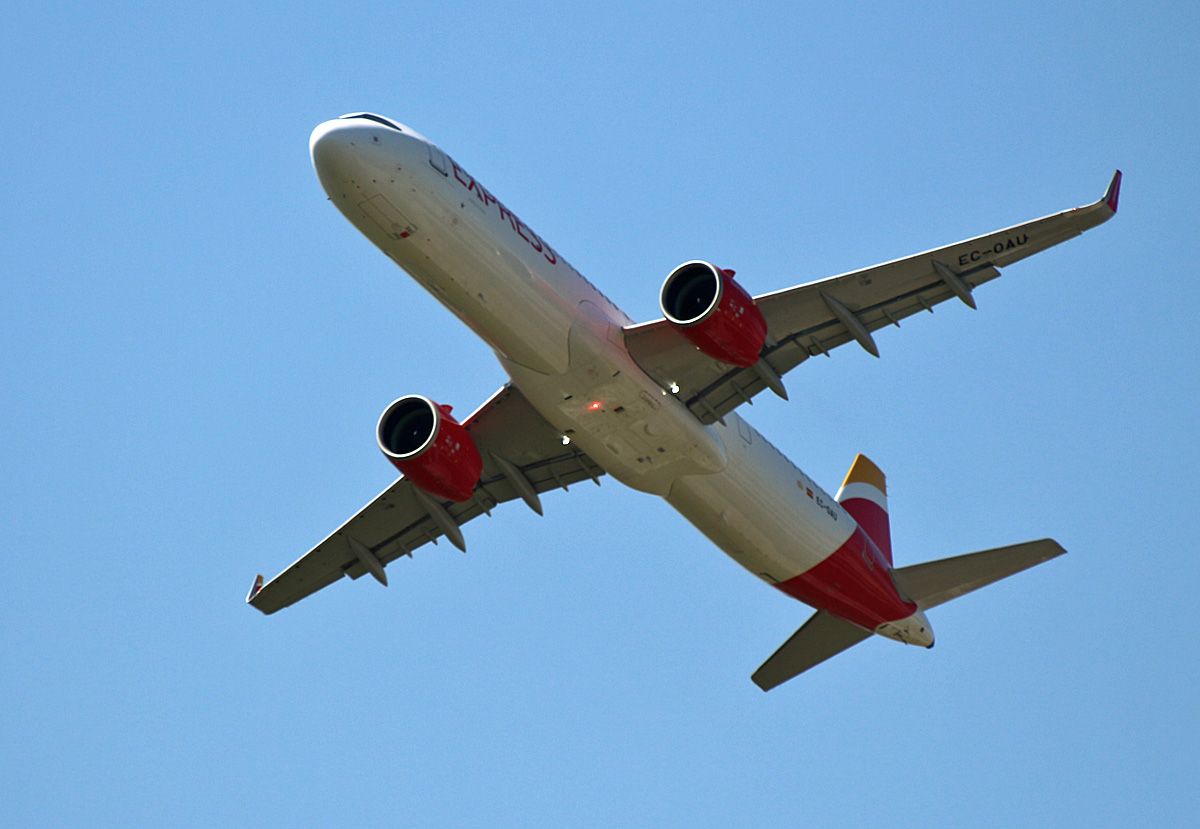 Iberia Express, Airbus A 321-271NX, EC-OAU, BER, 26.06.2024