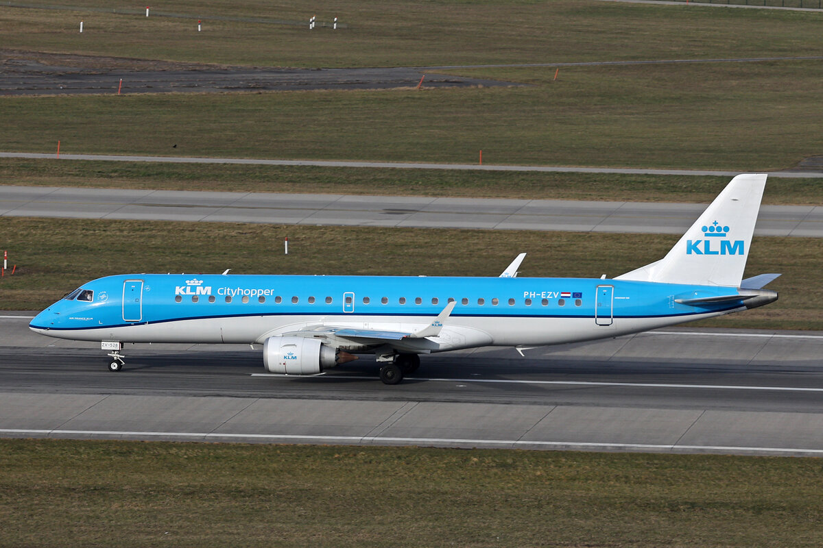 KLM Cityhopper, PH-EZV, Embraer ERJ-190STD, msn: 19000528, 24.Januar 2025, ZRH Zürich, Switzerland. 