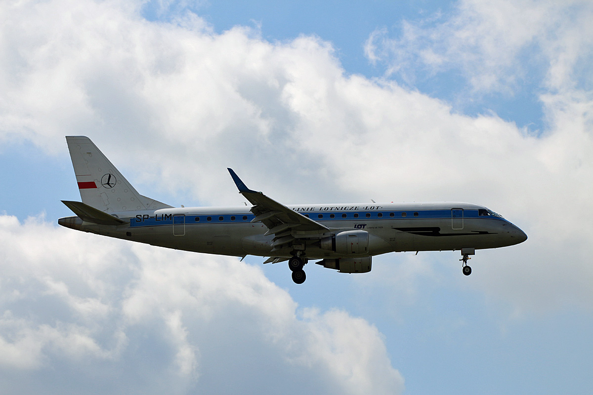 LOT, ERJ-175, SP-LIM, BER, 23.06.2024