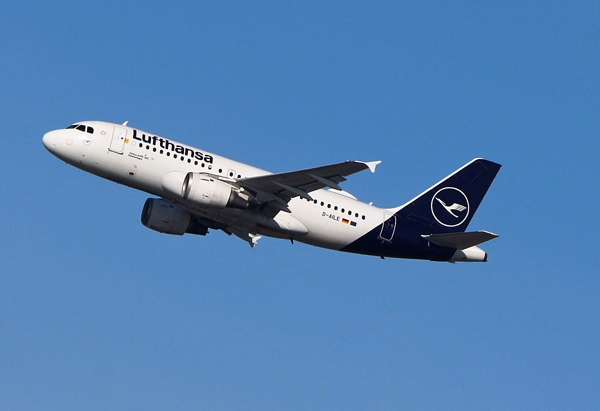 Lufthansa, Airbus A 319-114, D-AILE  Kelsterbach , BER, 22.02.2025