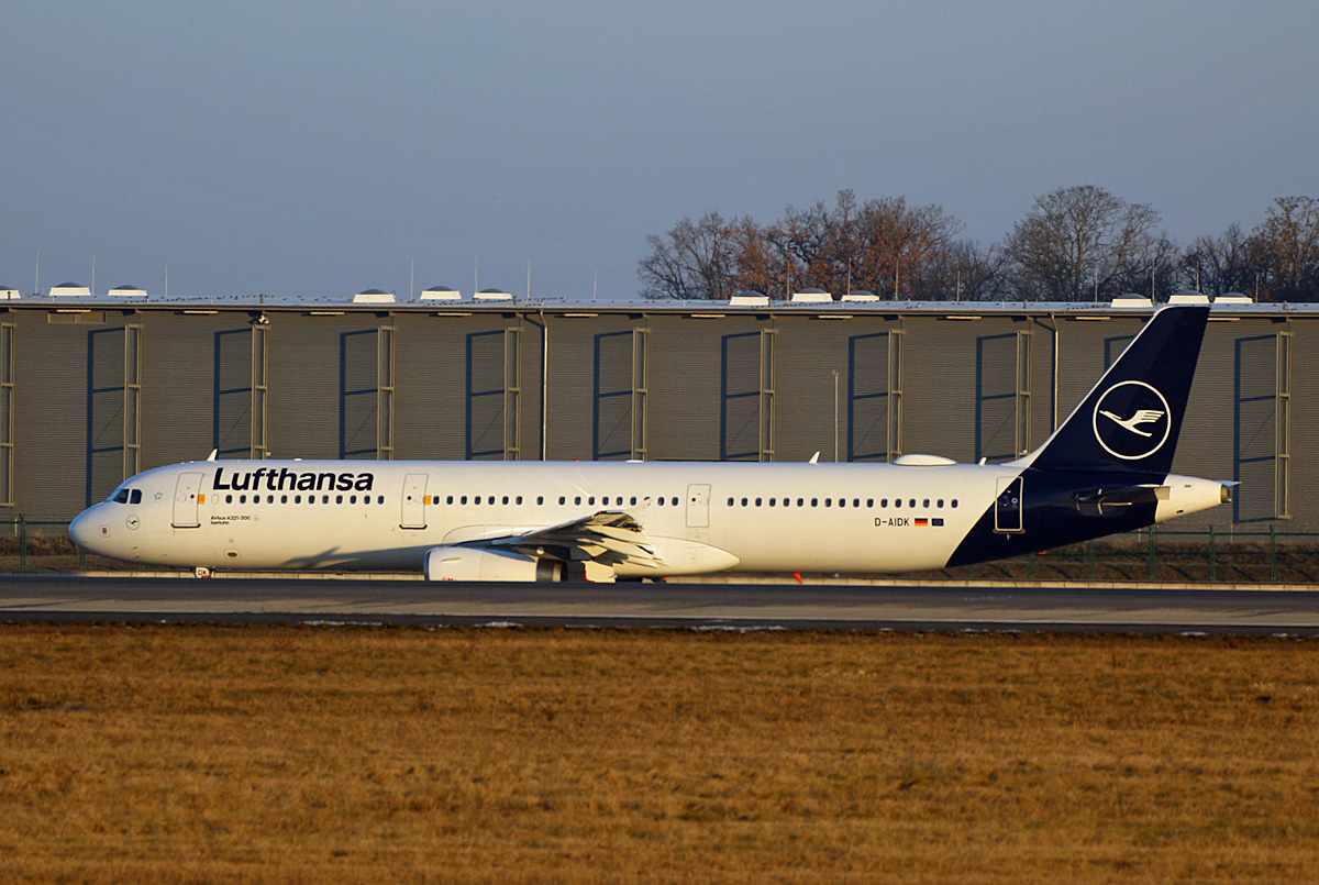 Lufthansa, Airbus A 321-231, D-AIDK  Iserlohn , BER, 22.02.2025