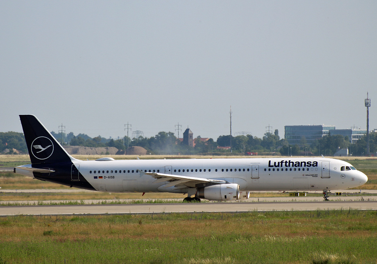 Lufthansa, Airbus A 321-231, D-AISB  Hameln , BER, 26.06.2024