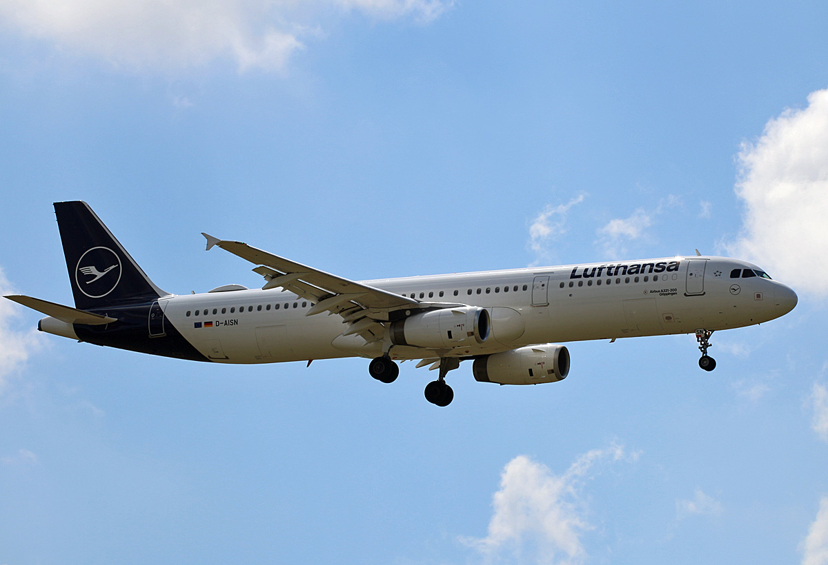 Lufthansa, Airbus A 321-231, D-AISN  Gppingen , BER, 23.06.2024