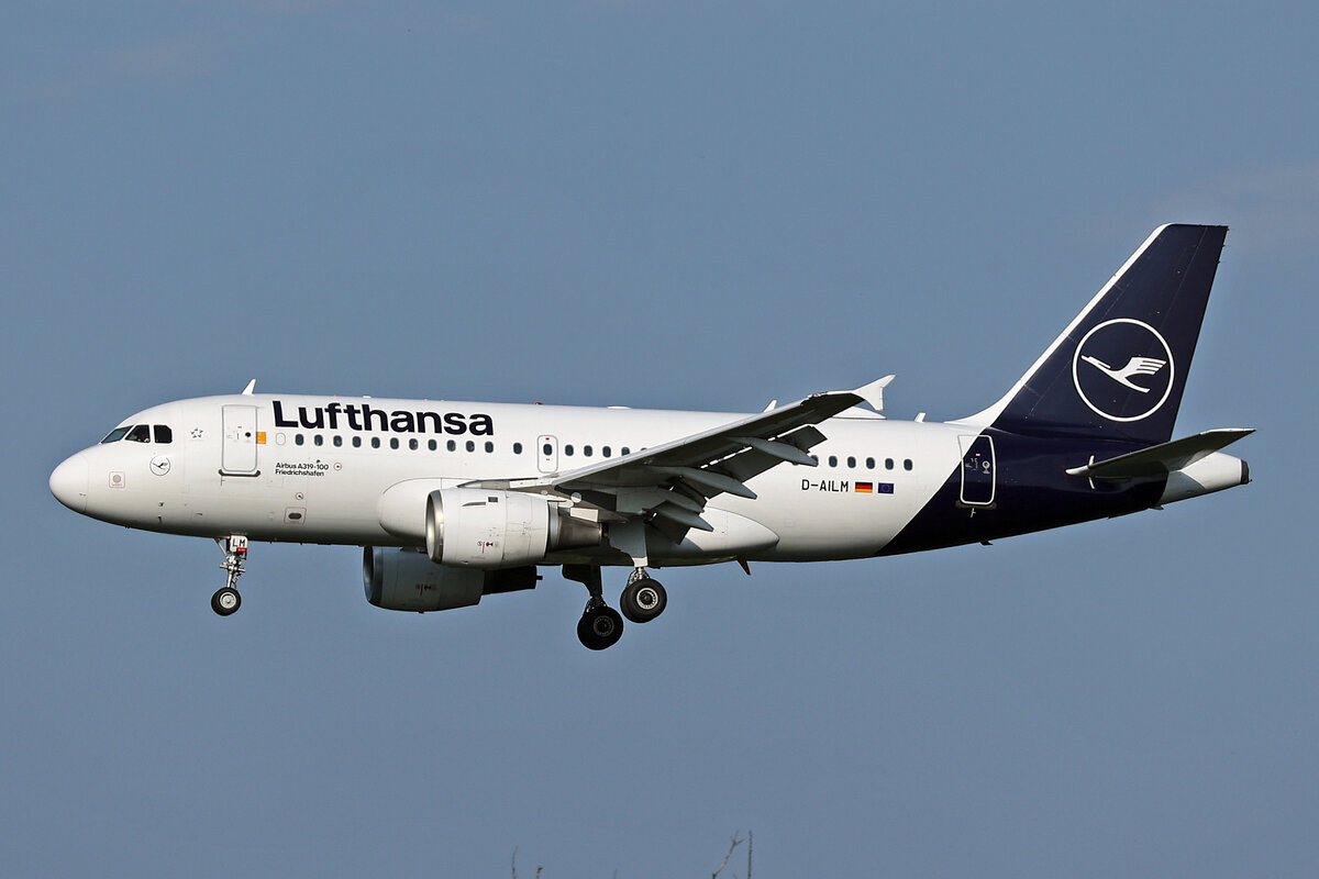 Lufthansa, D-AILM, Airbus A319-114, msn: 694,  Friedrichshafen , 10.Juli 2024, MXP Milano Malpensa, Italy.