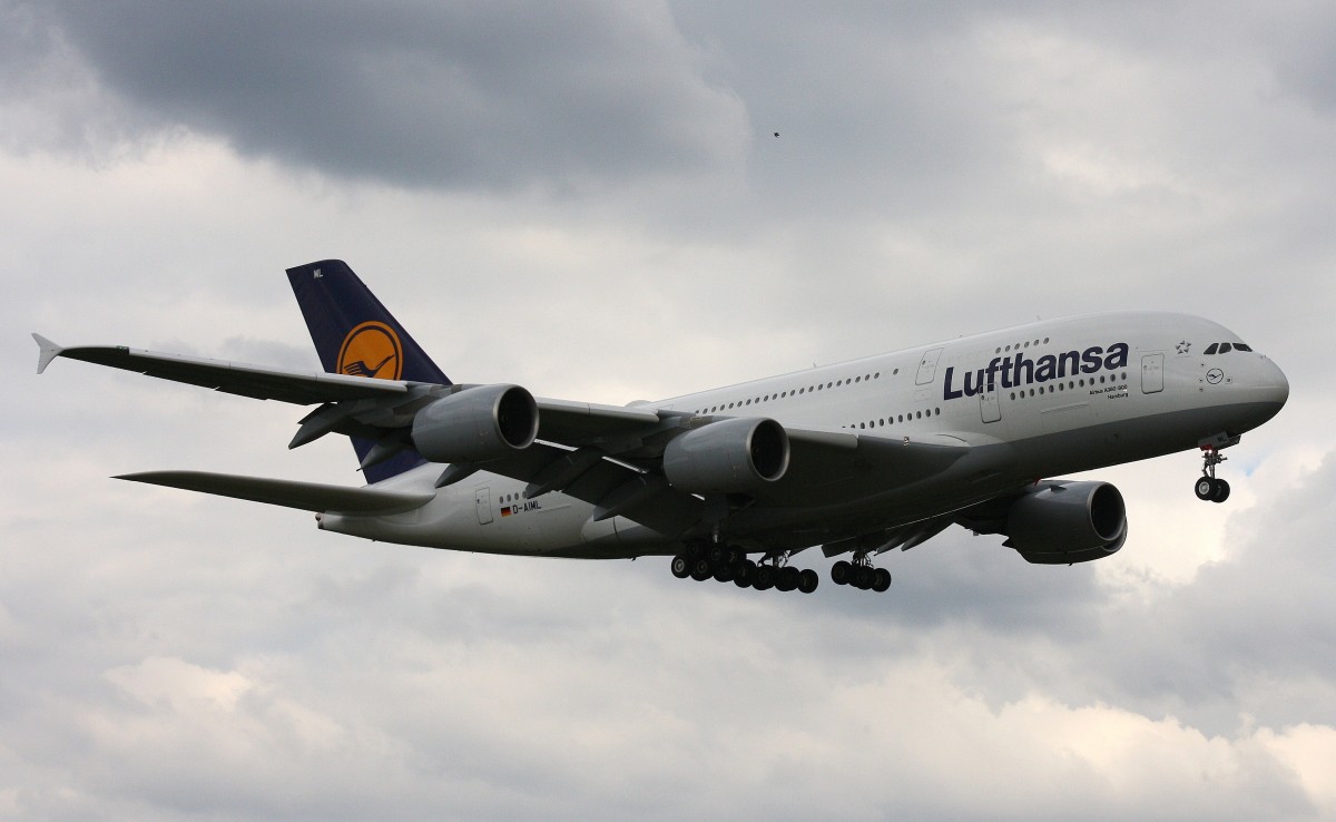 Lufthansa,D-AIML,(c/n 0149),Airbus A380-841,05.06.2014,HAM-EDDH,Hamburg,Germany