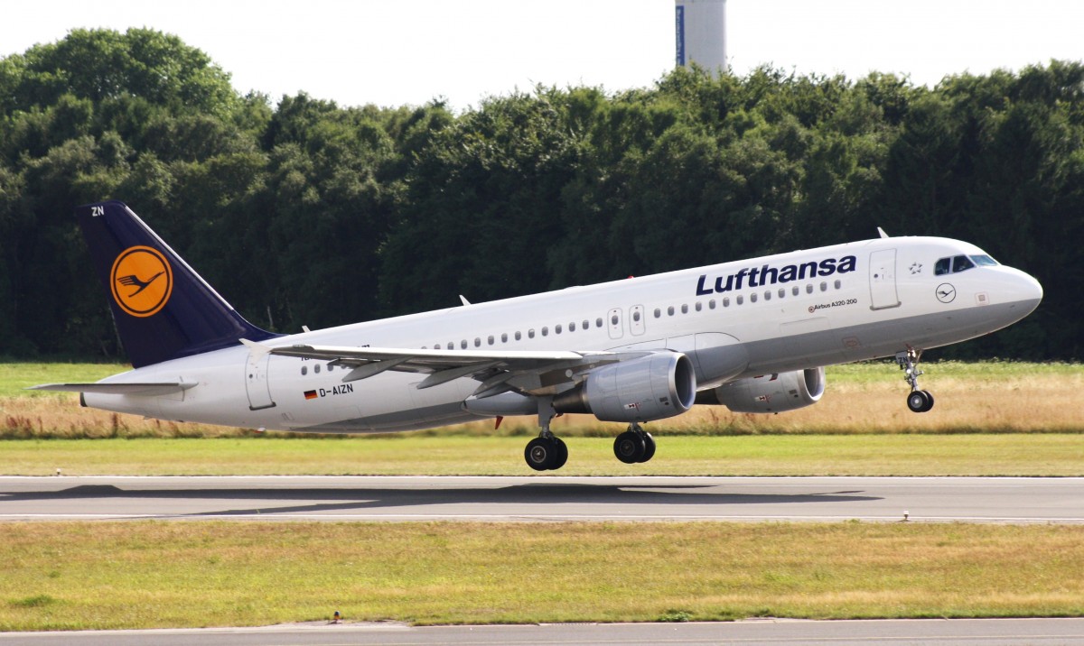 Lufthansa,D-AIZN,(c/n5425),Airbus A320-214,04.08.2013,HAM-EDDH,Hamnurg,Germany
