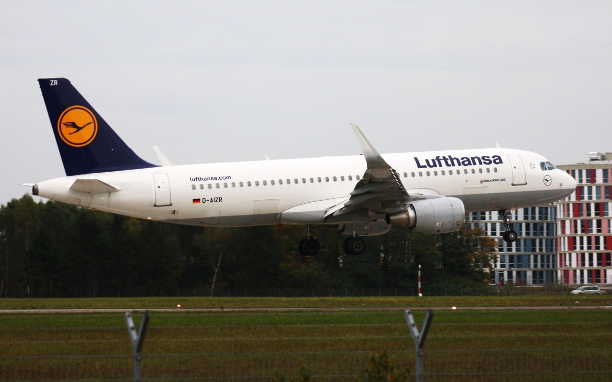 Lufthansa,D-AIZR,(c/n5525),Airbus A320-214(SL),19.10.2013,HAM-EDDH,Hamburg,Germany