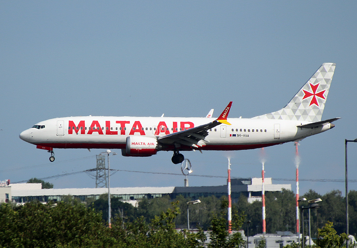 Malta Air, Boeing B 737 MAX 8, 9H-VUA, BER, 14.07.2024