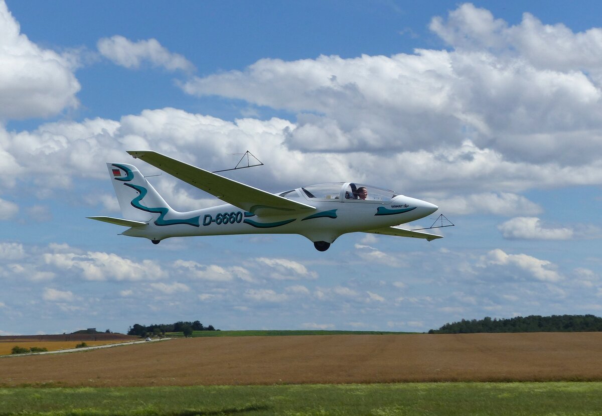 Marganski MDM-1 FOX, D-6660 vor der Landung in Gera (EDAJ) am 13.7.2024