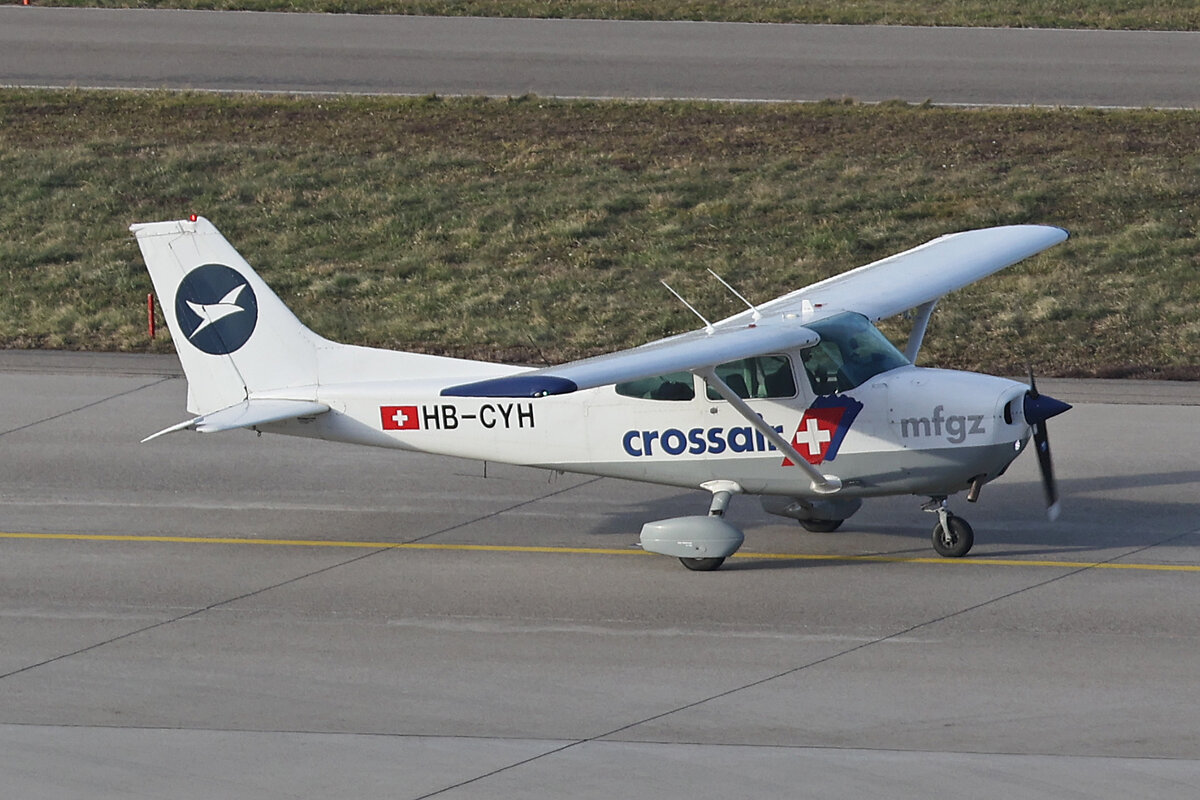 Motorfluggruppe Zürich, HB-CYH, Cessna 172P Skyhawk II, msn: 17274157, 21.Februar 2025, ZRH Zürich, Switzerland.