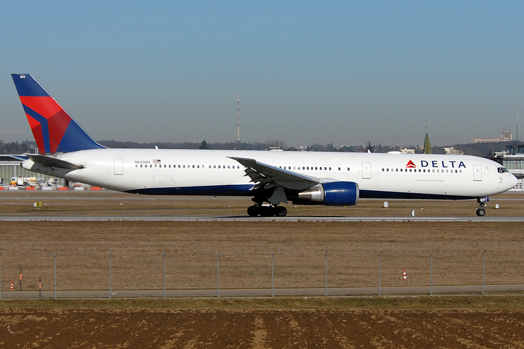 N843MH Boeing 767-432(ER) 16.2.2019