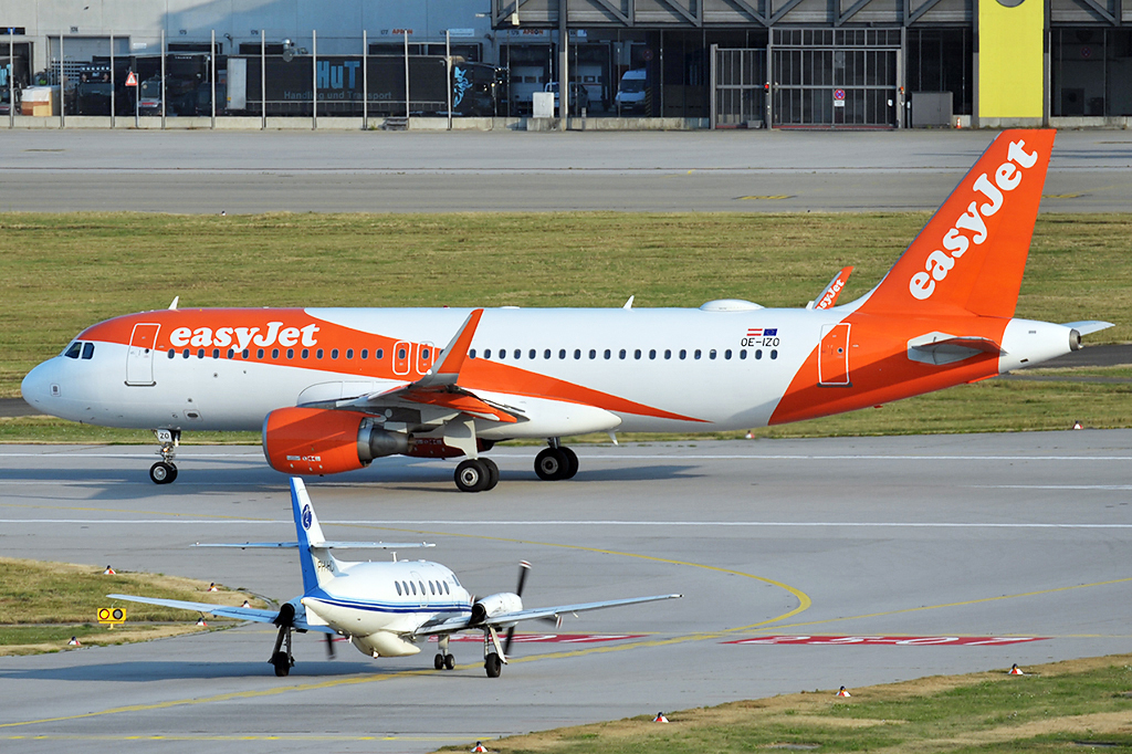 OE-IZO Airbus A320-214 27.07.2018