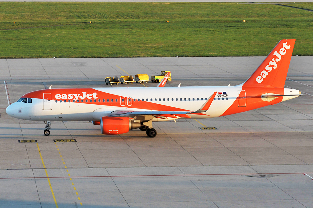 OE-IZP Airbus A320-214 15.09.2018