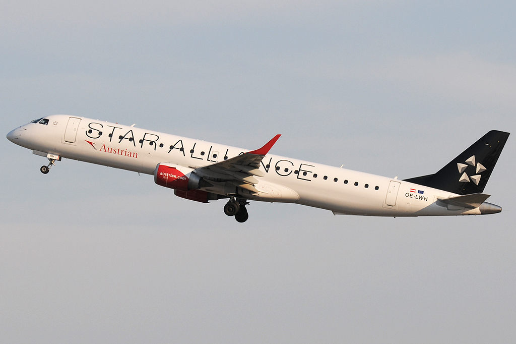 OE-LWH Embraer 190-200LR 25.07.2019