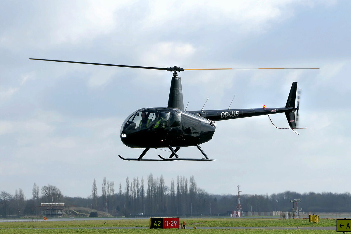 OO-JJS Robinson R44 Antwerp Airport. 28-02-2025