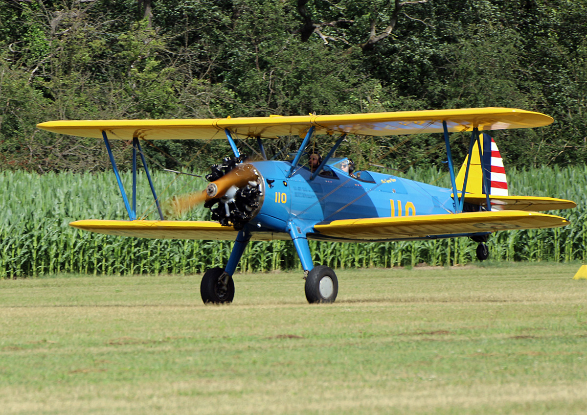 Private A-75N1 Boeing Stearman, F-AZNL, Flugplatz Bienenfarm, 05.07.2024