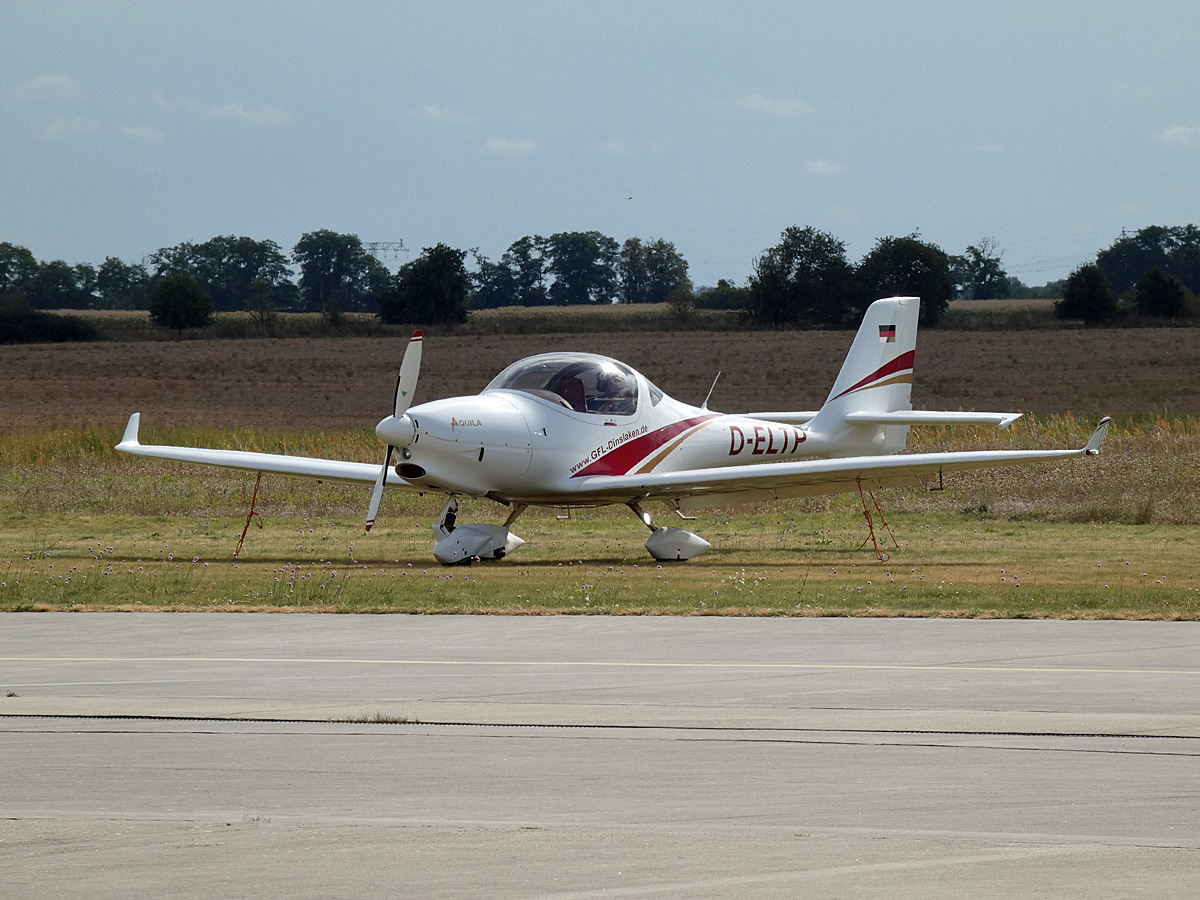 Private Aquila A-211GX, D-ELIP, Flugplatz Strausberg, 12.09.2024