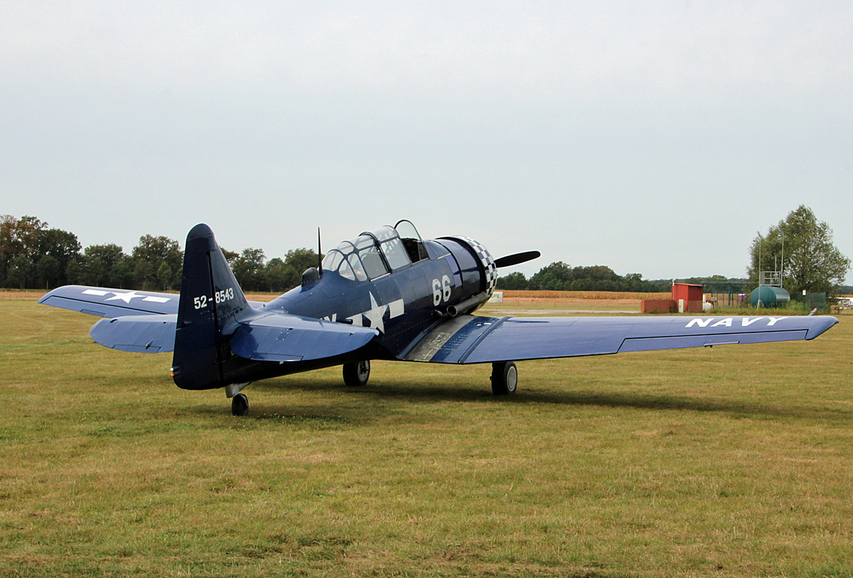 Private Canadian Car and Foundry Harvard MK IV, D-FSIX, Flugplatz Bienenfarm, 13.09.2024