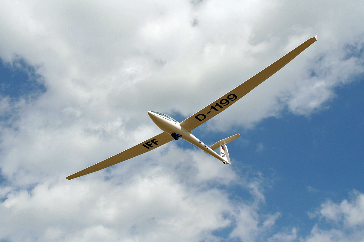 Private DG-300, D-1199, Flugplatz Strausberg, 10.08.2024