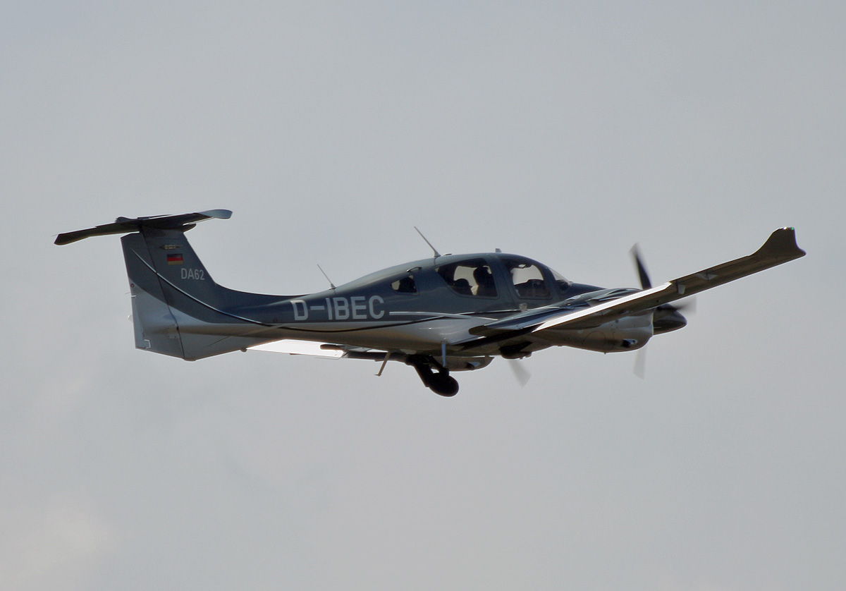 Private Diamond DA-62, D-IBEC, Flugplatz Schnhagen, 26.05.2024