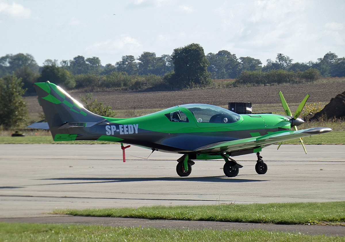 Private JMB VL-3 Evolution, SP-EEDY, Flugplatz Strausberg, 29.09.2024