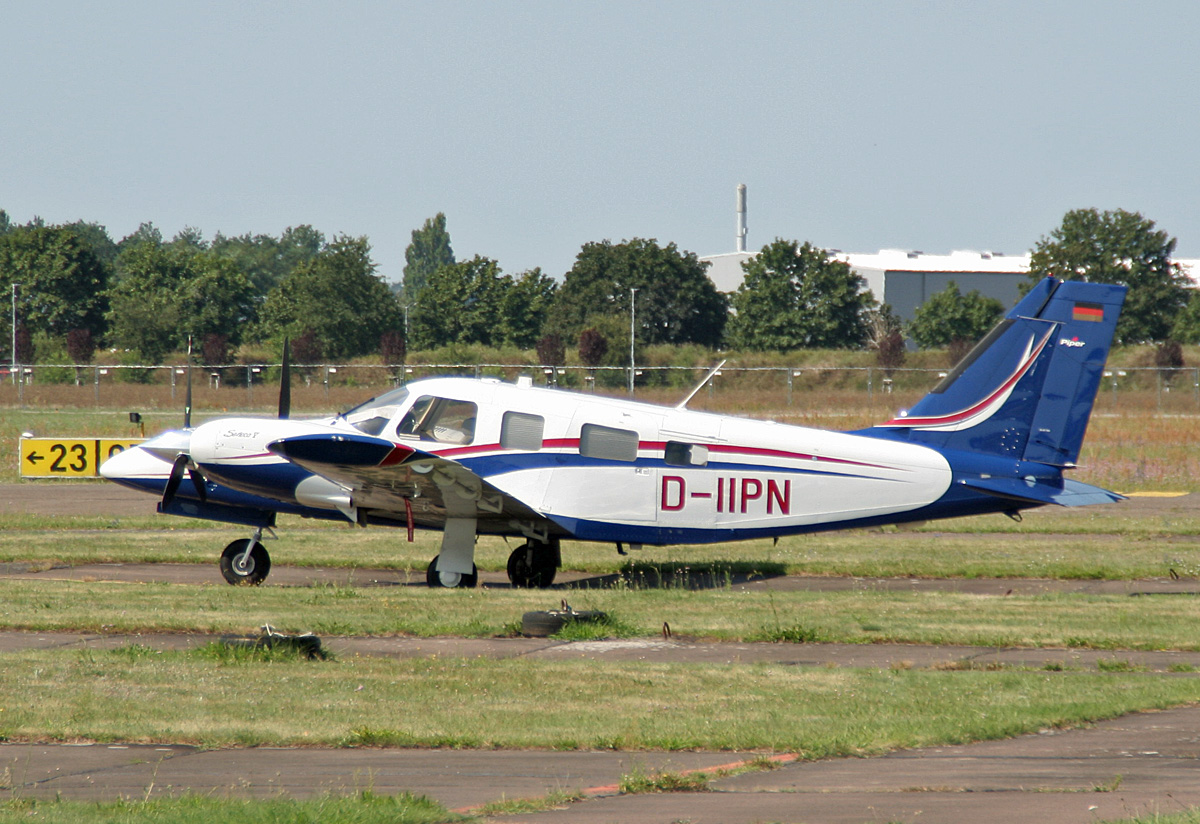 Private Piper PA-34-220T Seneca V, D-IIPN, Flugplatz Strausberg, 01.08.2024