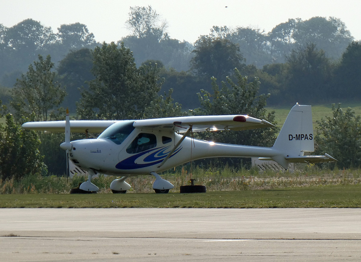 Private Remos G 3, D-MPAS, Flugplatz Strausberg, 21.08.2024