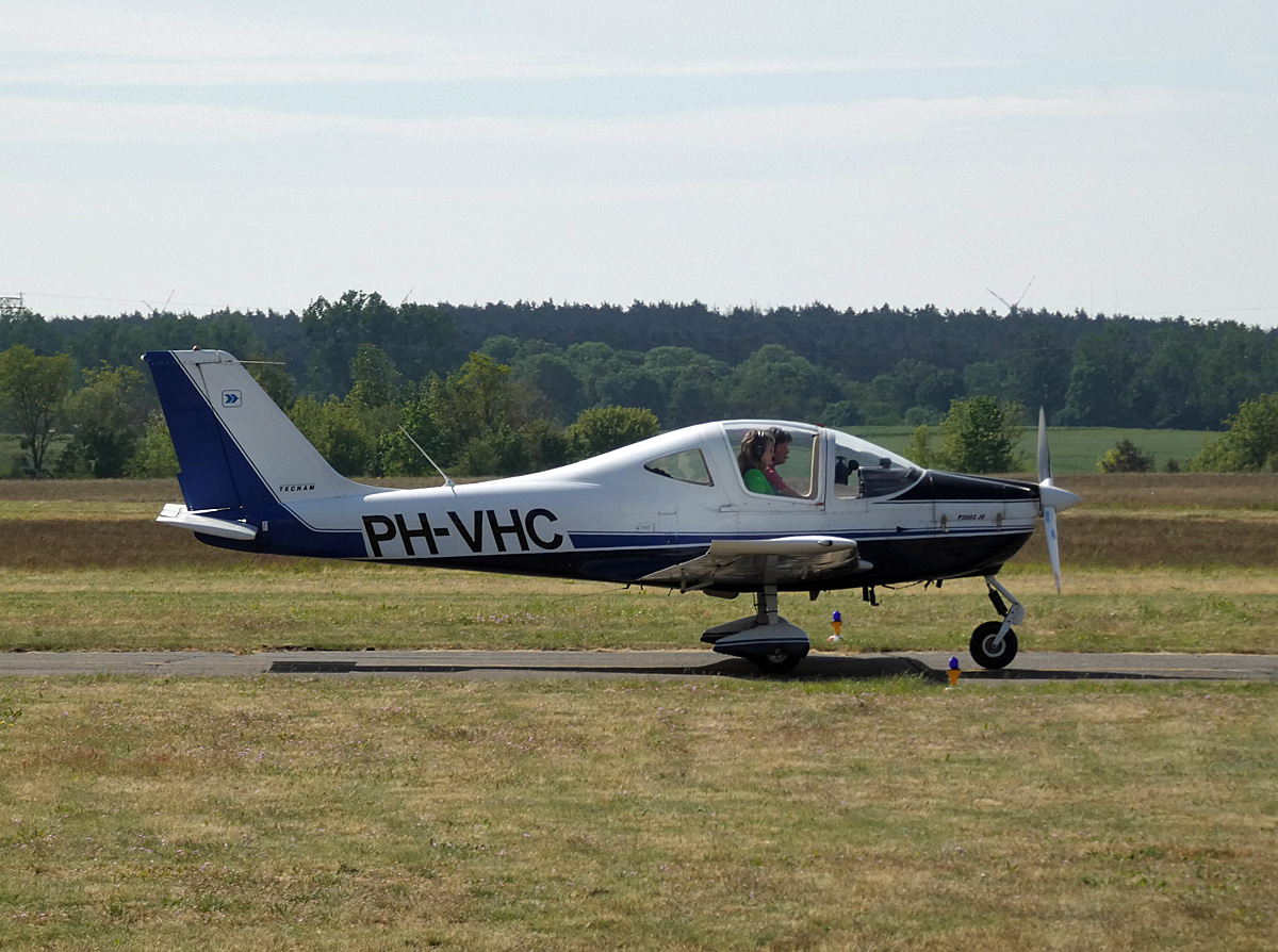 Private Technam P-2002JF Sierra, PH-VHC, Flugplatz Strausberg, 08.05.2024