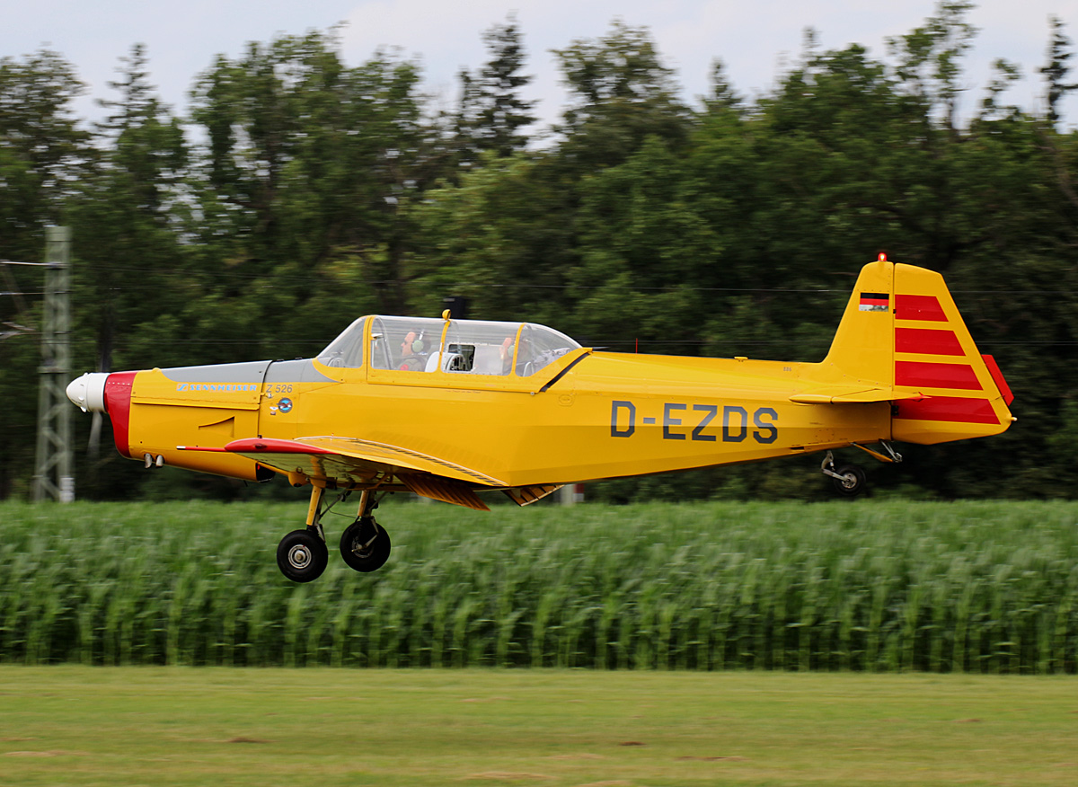 Private Zlin-526MF Trener Master, D-EZDS, Flugplatz Bienenfarm, 05.07.2024