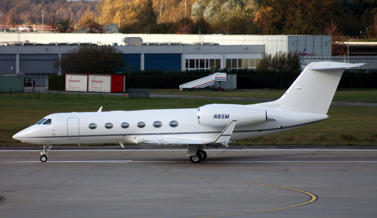 Private,N85M,Gulfstream G450(4228),09.11.2013,HAM-EDDH,Hamburg,Germany