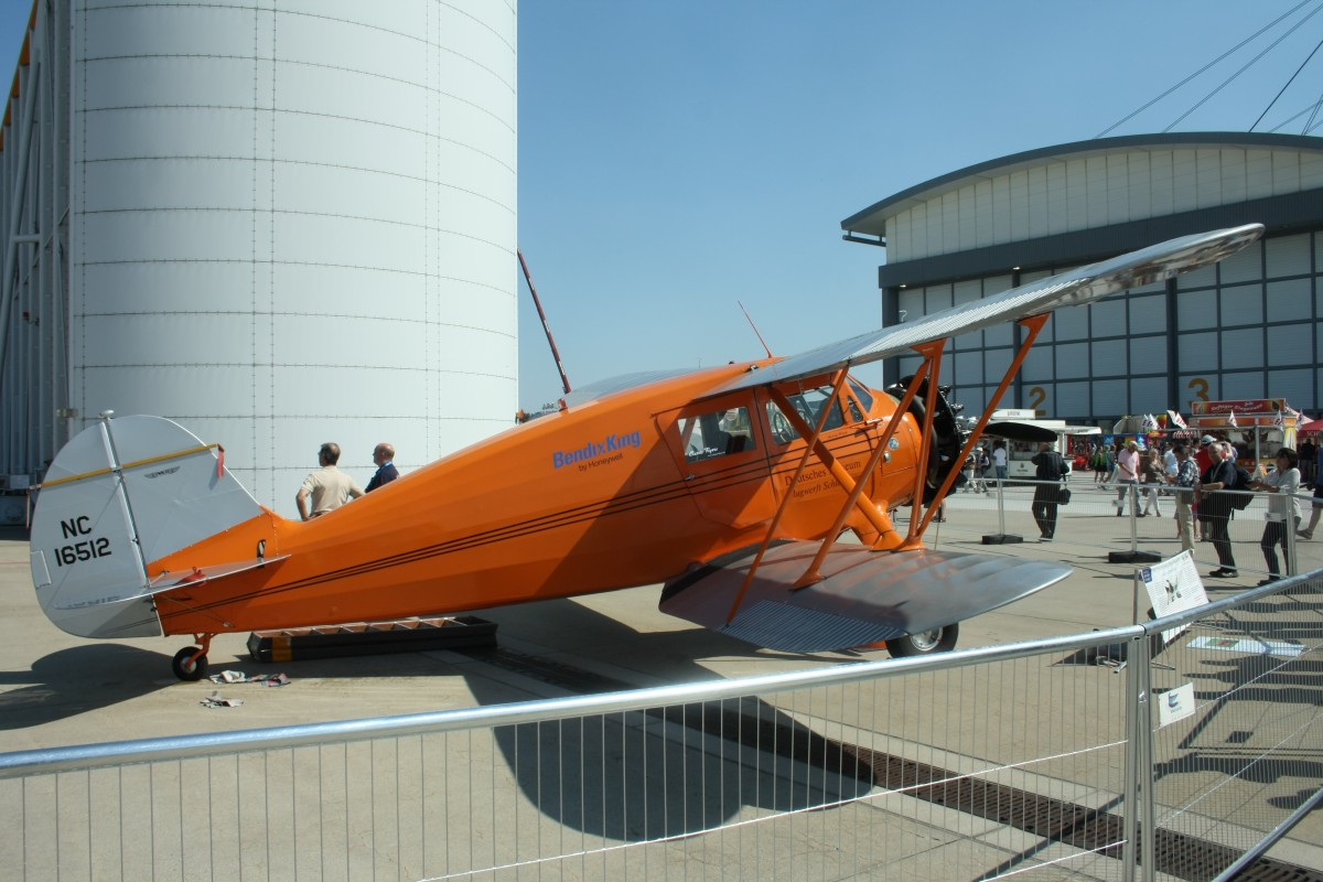 Private,NC16512,Waco YKS-6,22.08.2915,HAM-EDDH,Hamburg,Germany(Airport Days 2015)