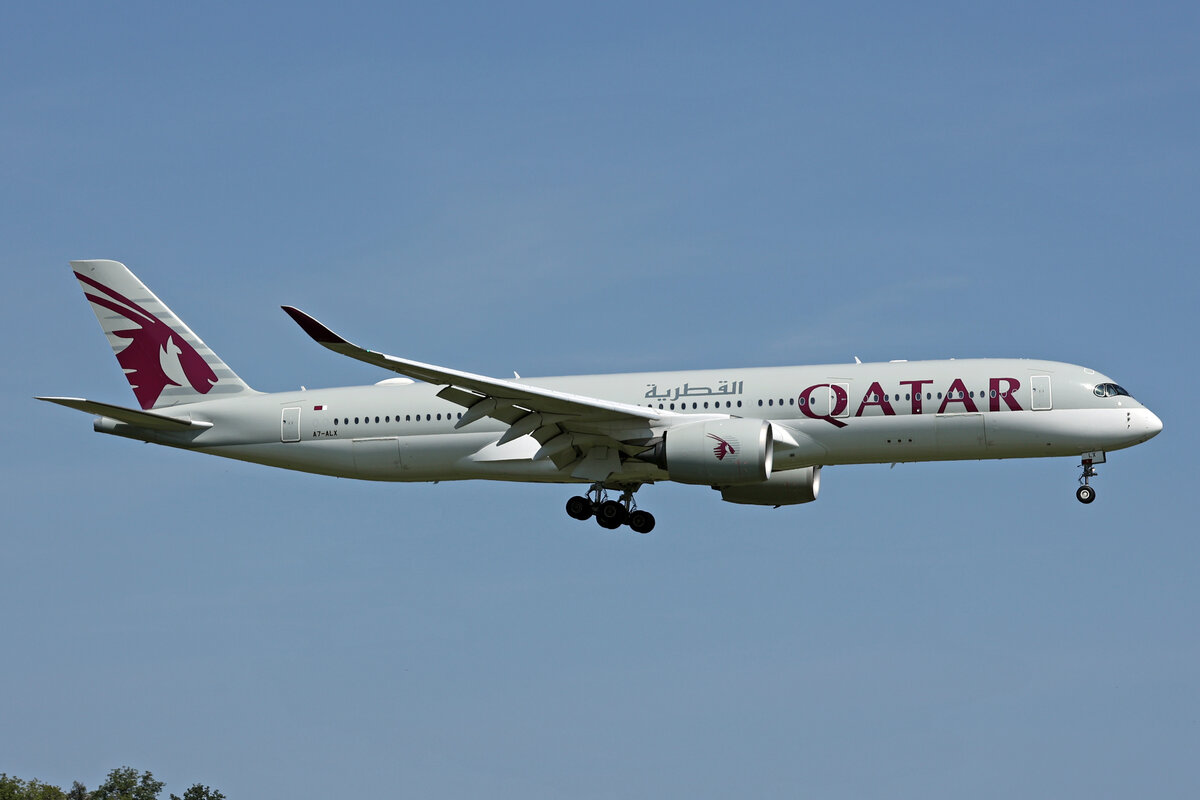 Qatar Airways, A7-ALX, Airbus A350-941, msn: 126, 23.August 2024, ZRH Zürich, Switzerland.